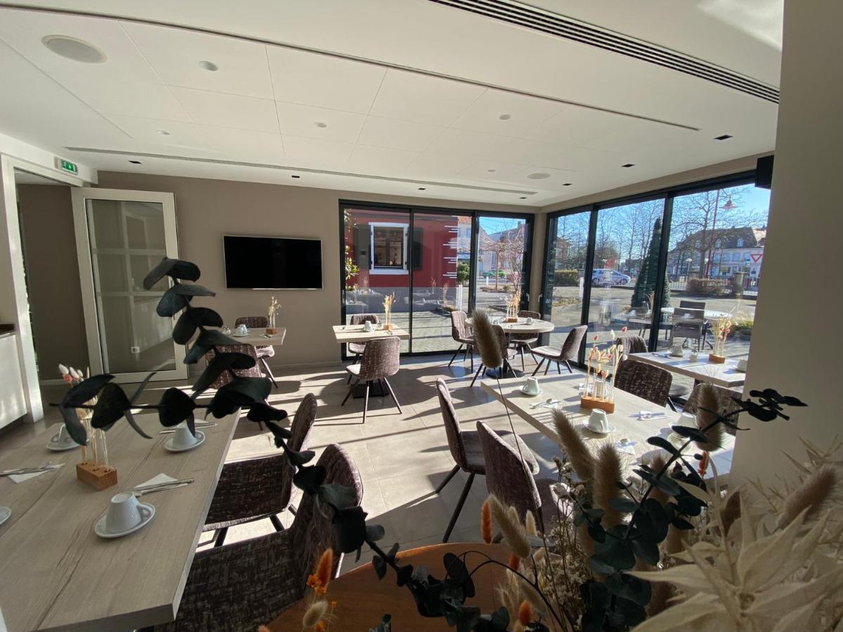 Logis Hotel Restaurant Au Lion Rouge Бартенхайм Екстериор снимка