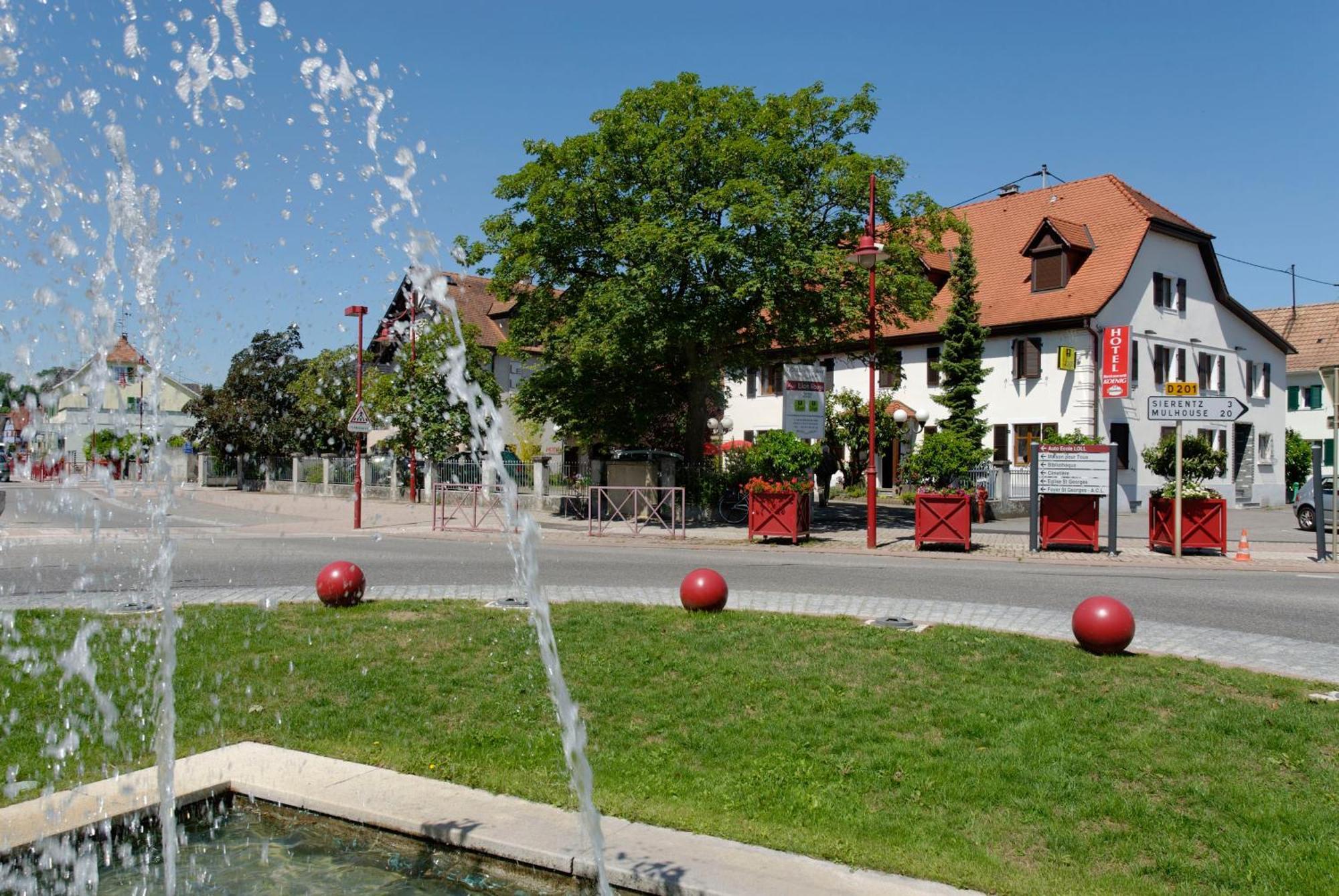 Logis Hotel Restaurant Au Lion Rouge Бартенхайм Екстериор снимка