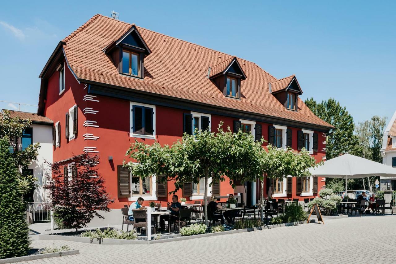 Logis Hotel Restaurant Au Lion Rouge Бартенхайм Екстериор снимка